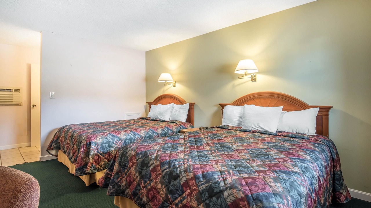Photo of Bedroom in Bellows Falls