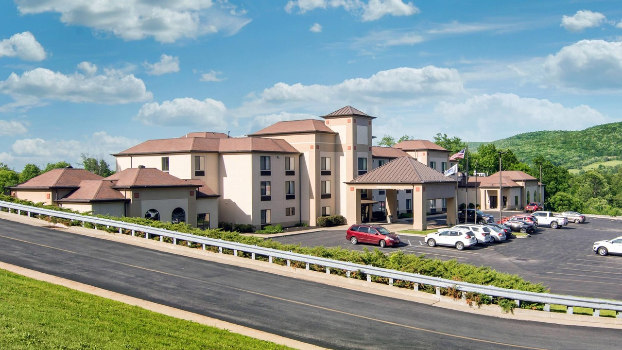 Photo of Outdoor in Milford