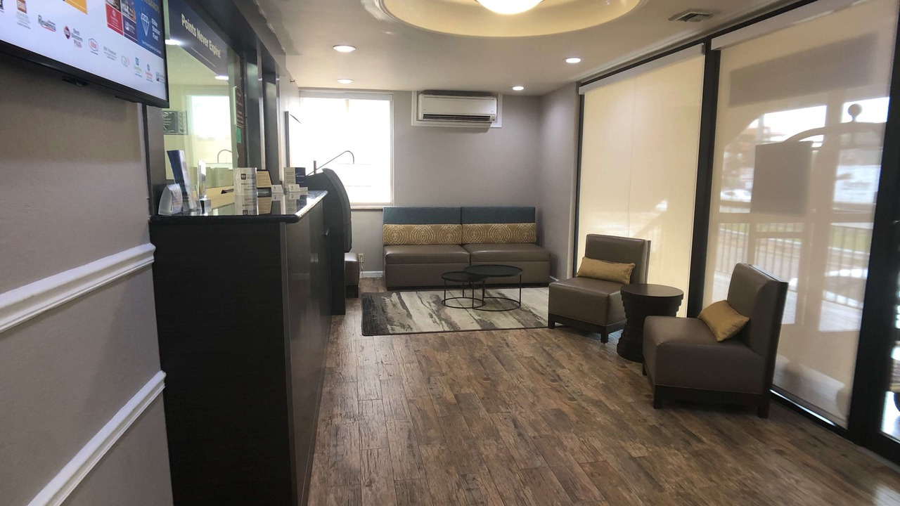 Photo of Livingroom in Queens