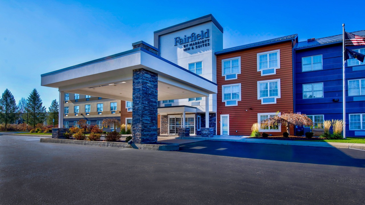 Photo of Outdoor in Cortland West