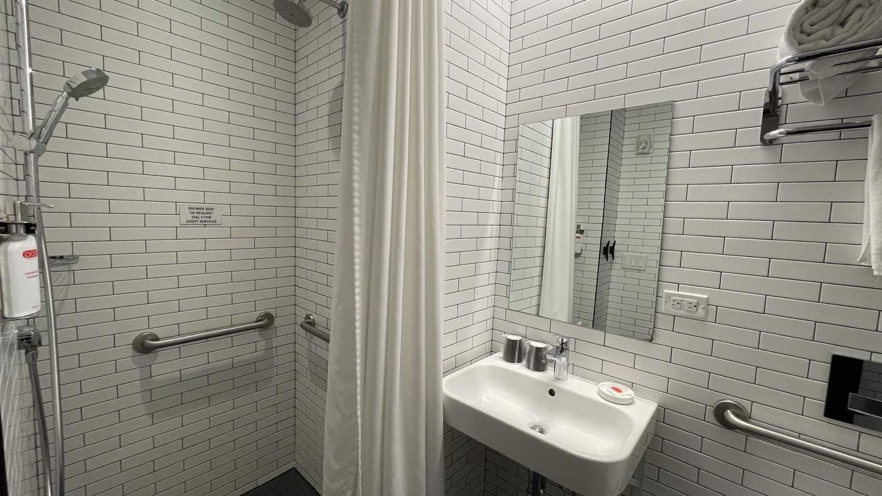 Photo of Bedroom in Midtown West