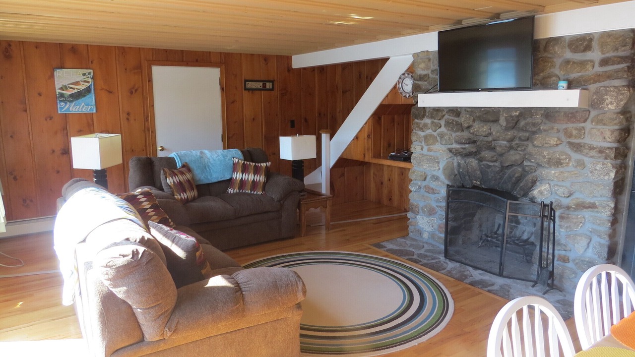 Photo of Livingroom in Weare
