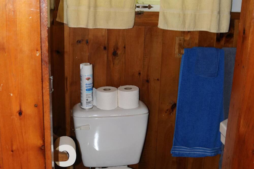 Photo of Bathroom in Alton