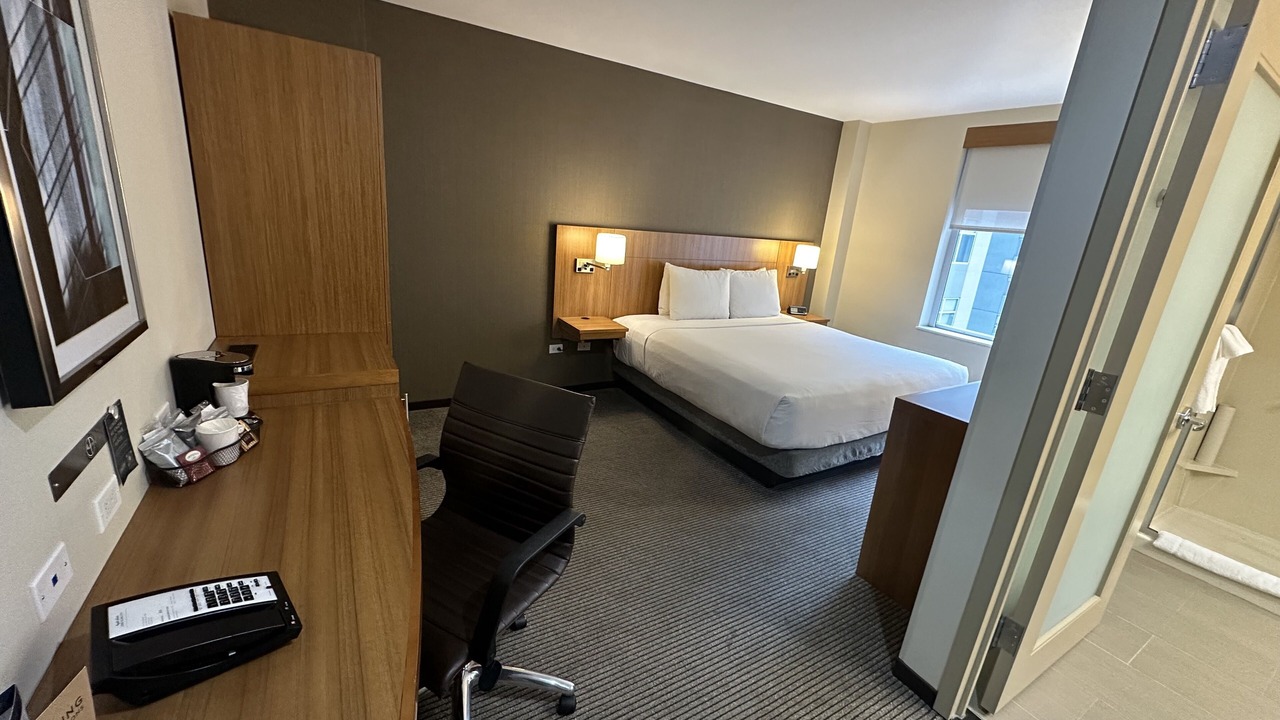 Photo of Bedroom in Hunters Point