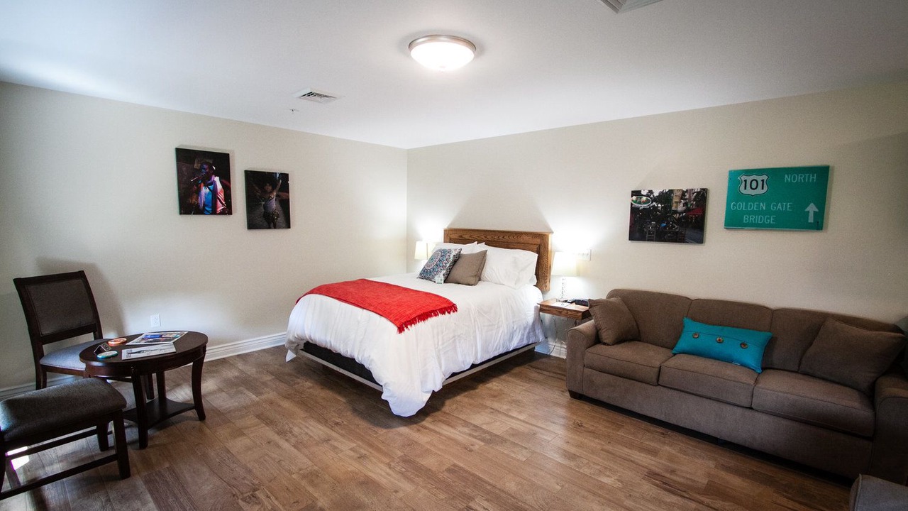 Photo of Livingroom in Lewisburg