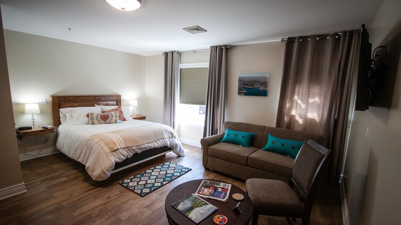 Photo of Bedroom in Lewisburg