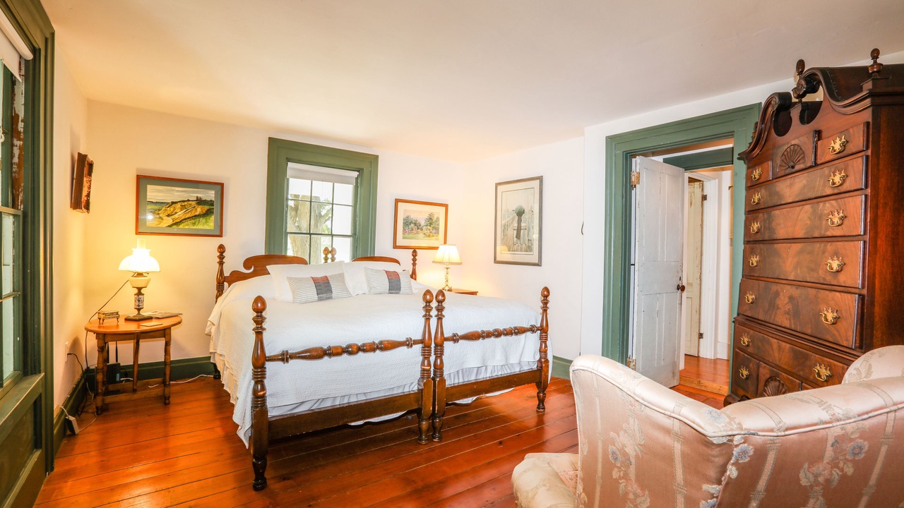 Photo of Bedroom in Addison