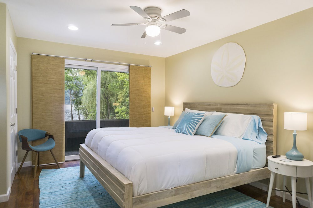 Photo of Bedroom in North Lake George