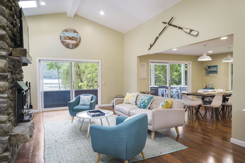 Photo of Livingroom in North Lake George
