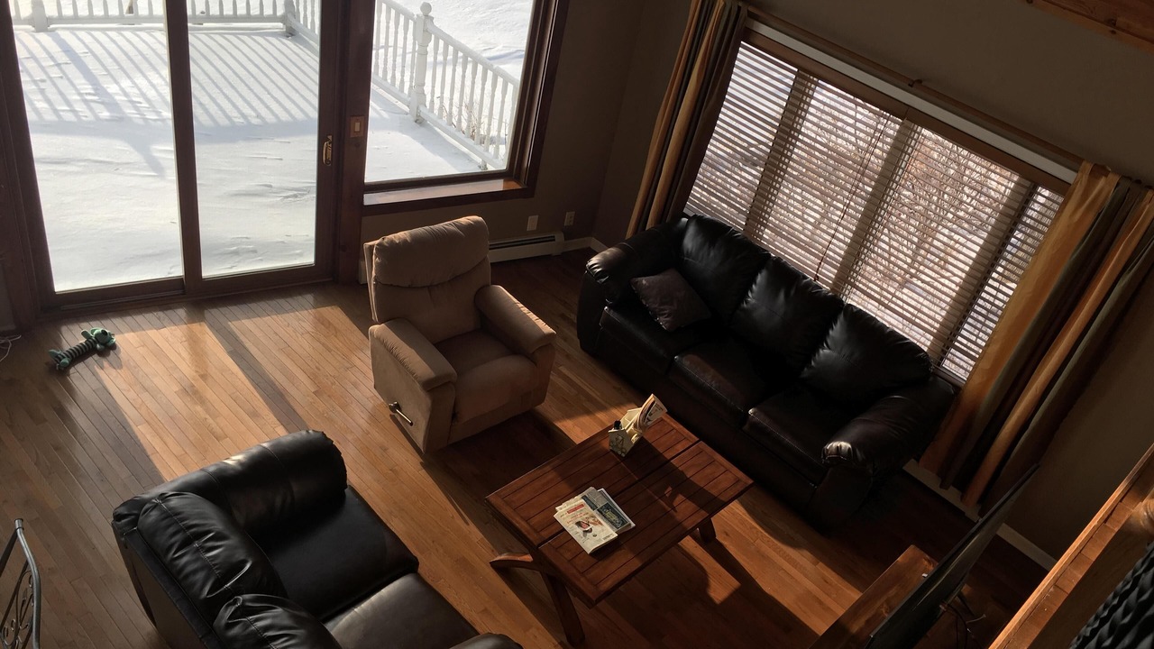 Photo of Livingroom in Cleveland