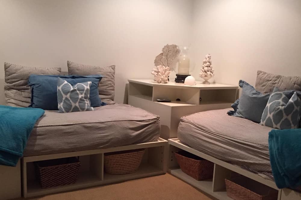 Photo of Livingroom in Cambridge