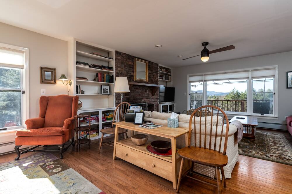 Photo of Livingroom in Wells