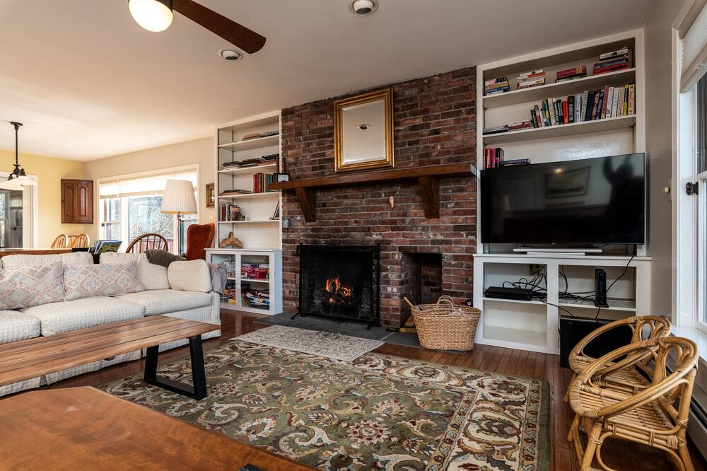 Photo of Livingroom in Wells