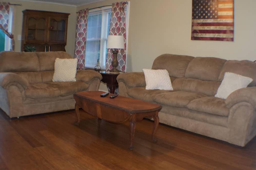 Photo of Bedroom in Milford