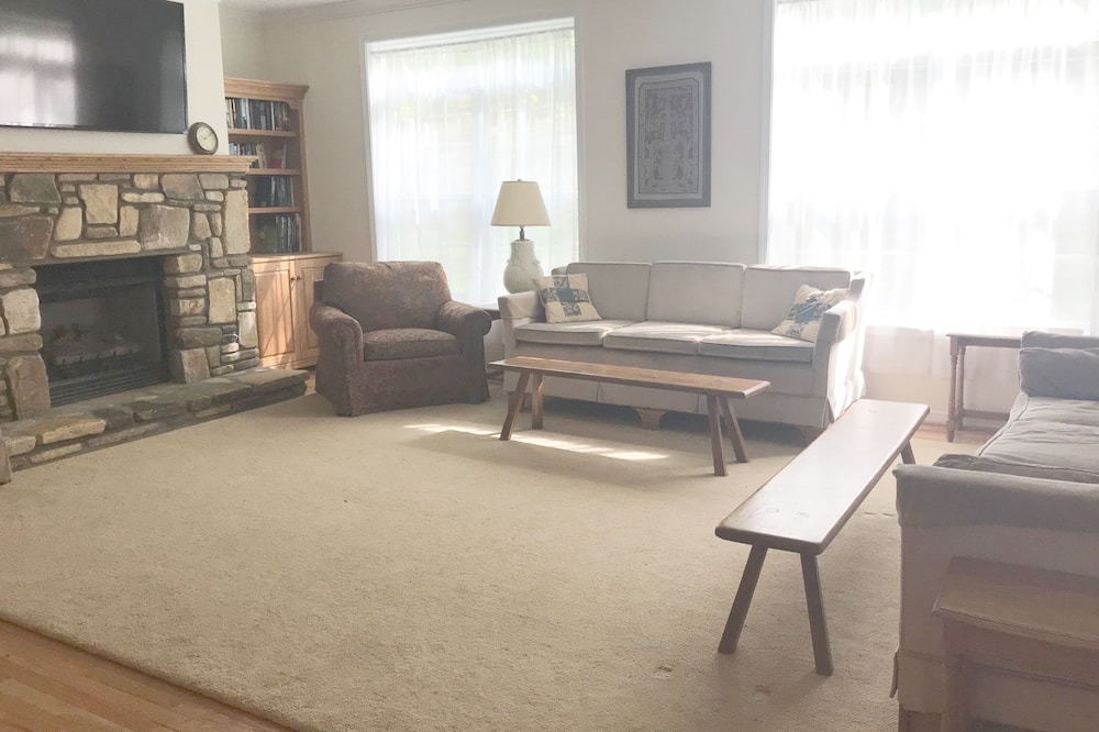 Photo of Bedroom in Lake Toxaway