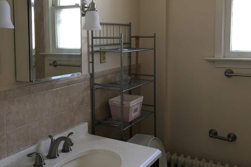 Photo of Bathroom in Trenton