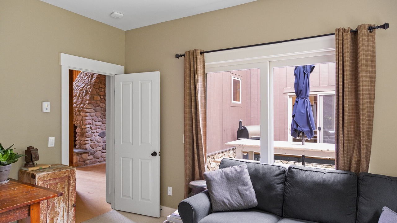 Photo of Livingroom in Morrisville