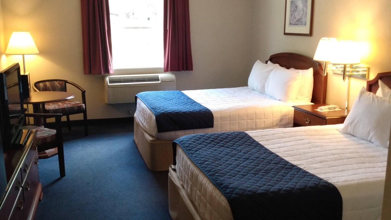 Photo of Bedroom in Elton