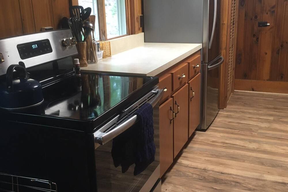 Photo of Kitchen in Lake Luzerne-Hadley