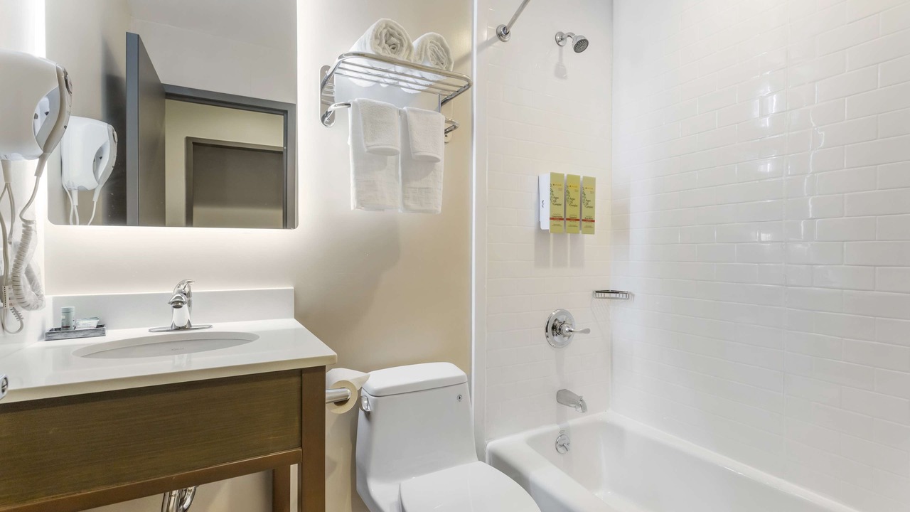 Photo of Bathroom in Gravesend