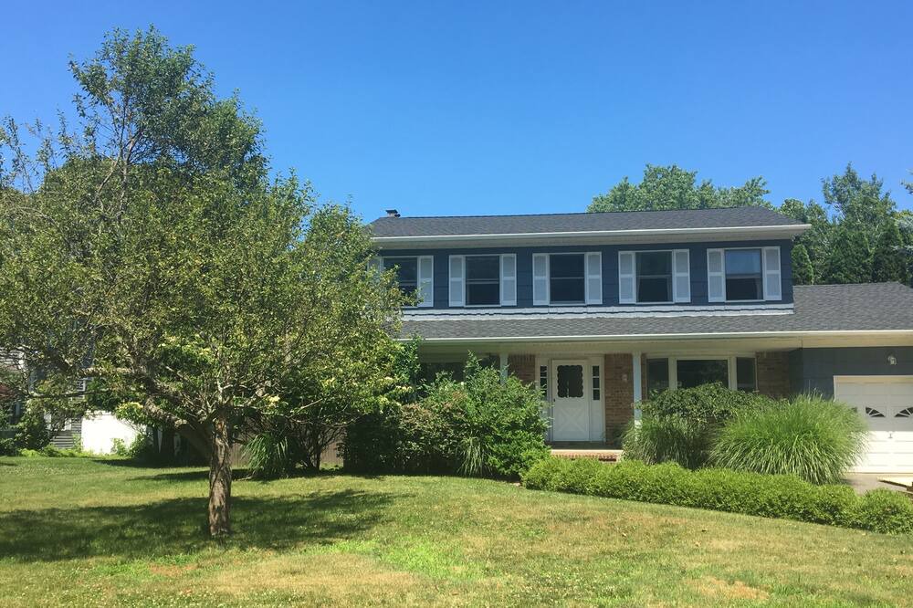 Photo of Others in Greenport West