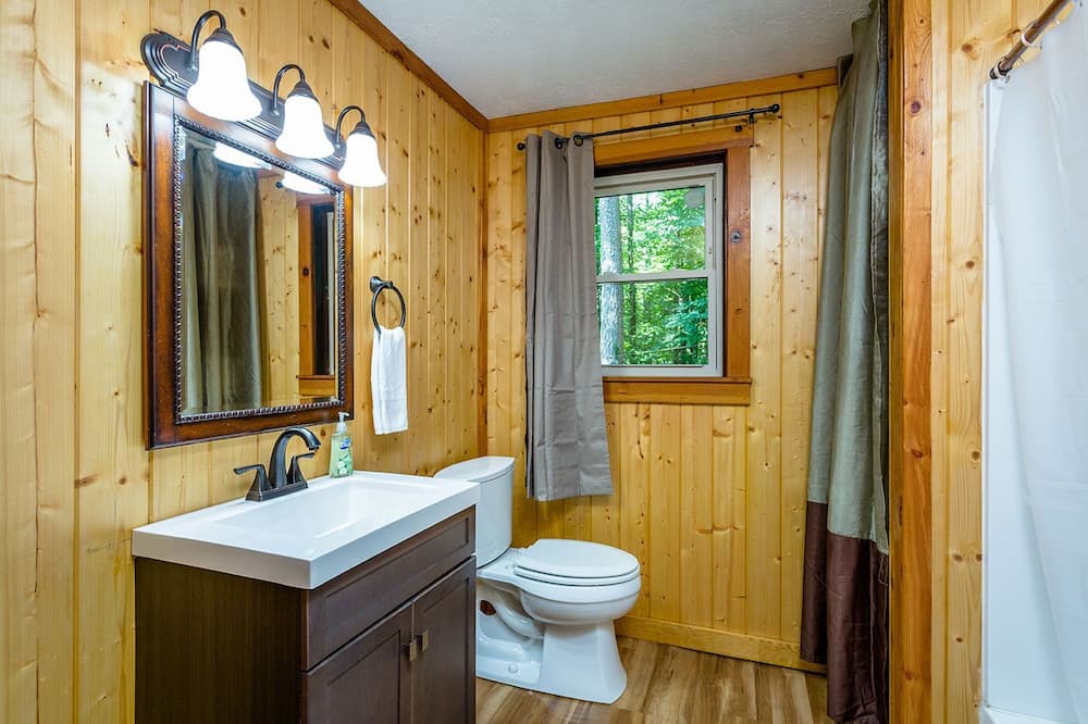 Photo of Bathroom in Rawley Springs