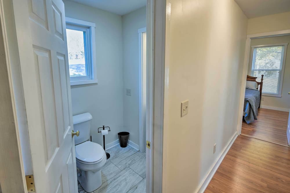 Photo of Bathroom in Dexter