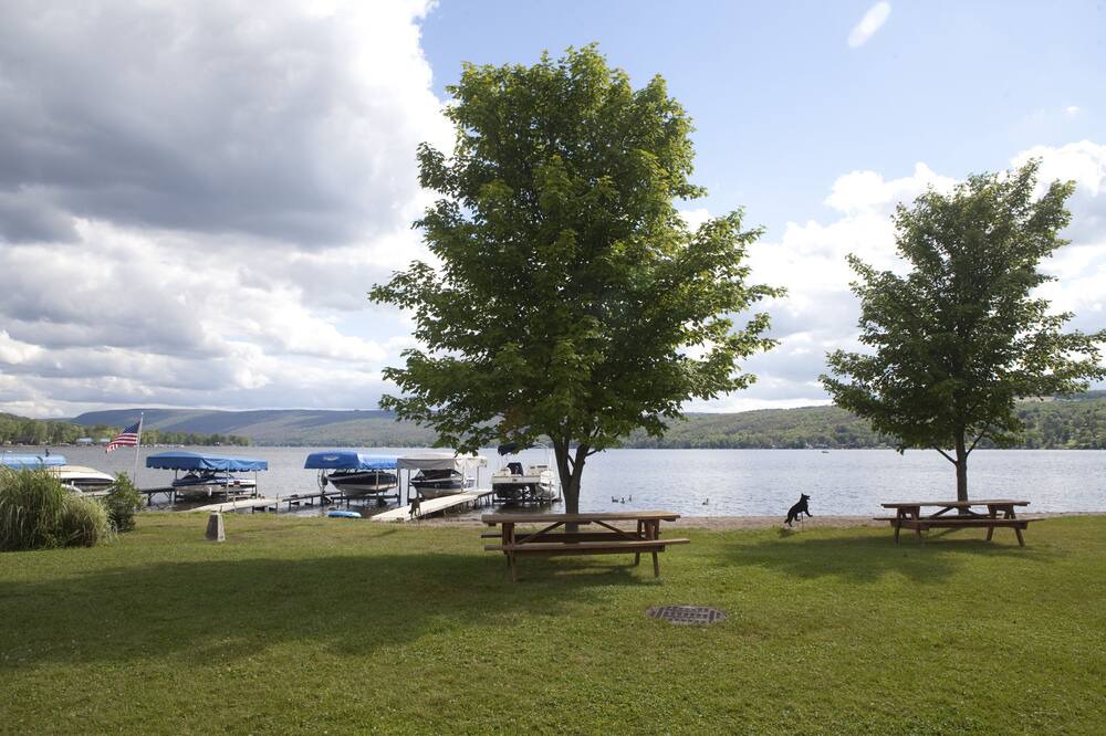 Photo of Outdoor in Town of Richmond