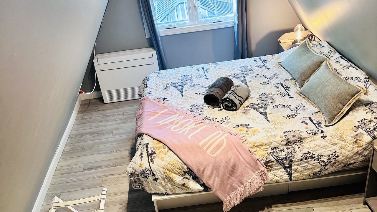 Photo of Bedroom in Center Conway