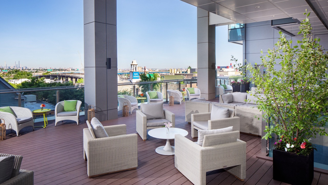 Photo of Patio Balcony in Flushing Chinatown