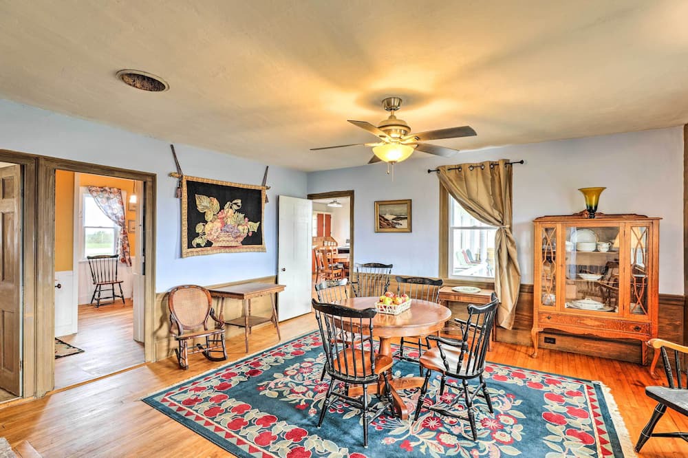 Photo of Bedroom in Greene
