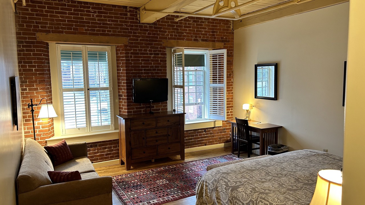 Photo of Bedroom in Claremont