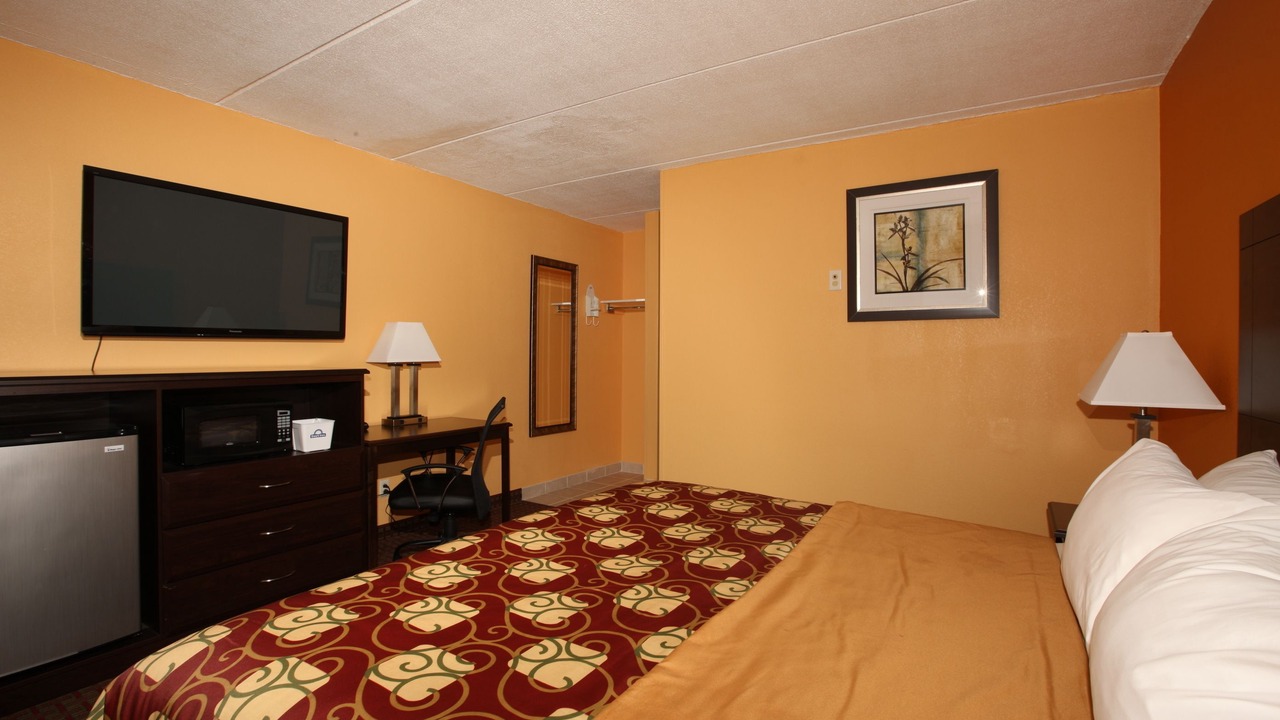 Photo of Bedroom in South Glens Falls