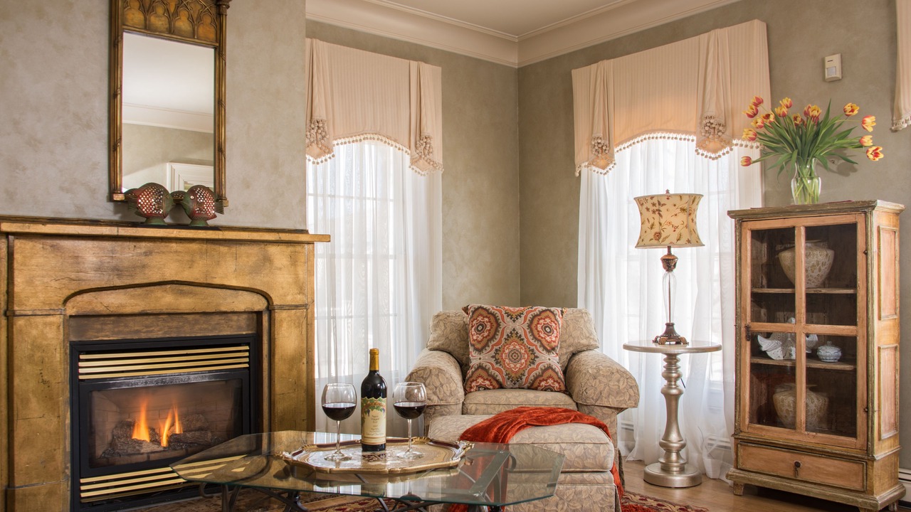 Photo of Livingroom in South Yarmouth