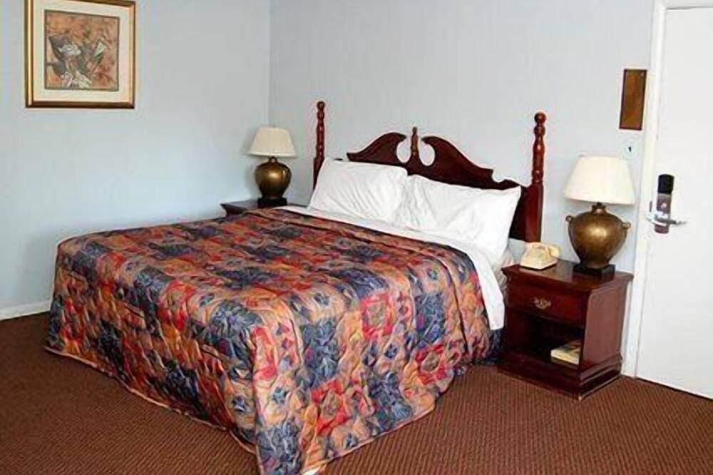 Photo of Bedroom in Kingston
