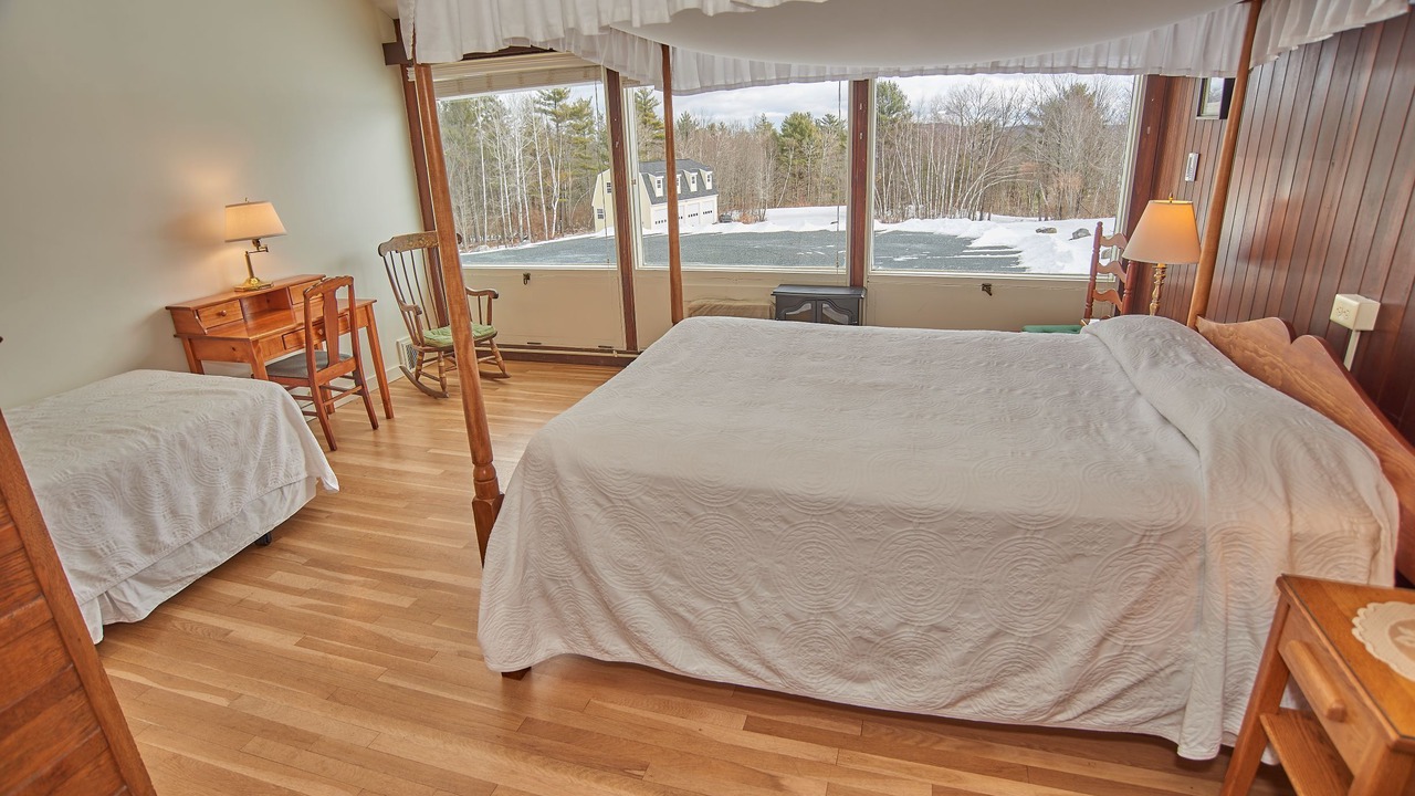 Photo of Bathroom in Sunapee