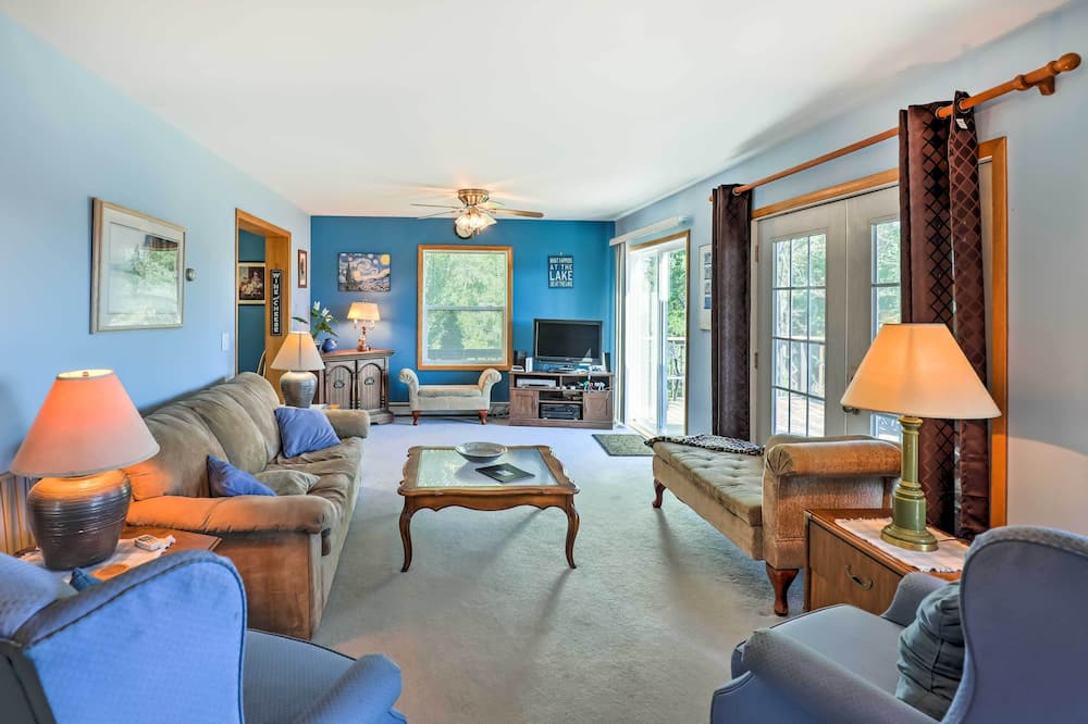 Photo of Livingroom in Burdett