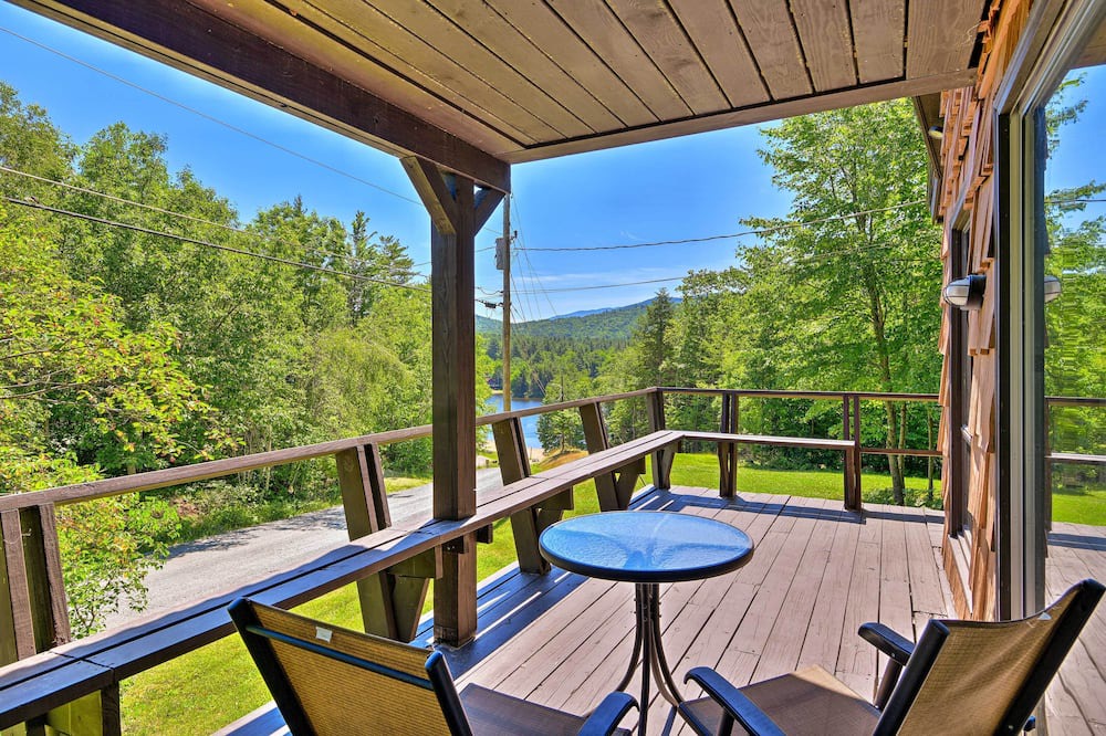 Photo of Patio Balcony in Woodsville