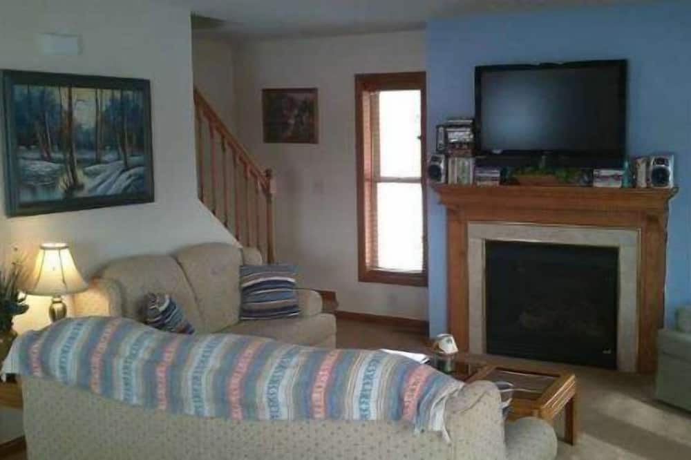 Photo of Livingroom in Canaan Valley