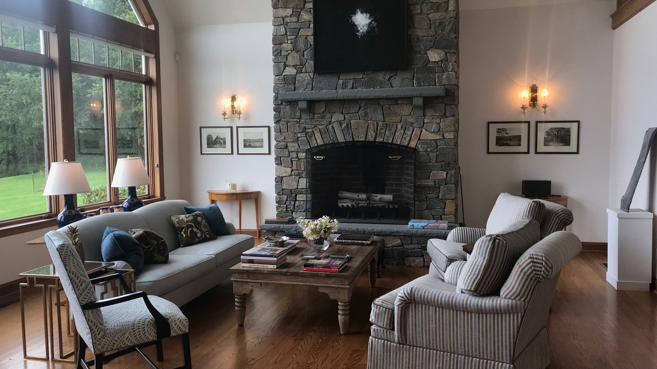Photo of Livingroom in Town of Washington