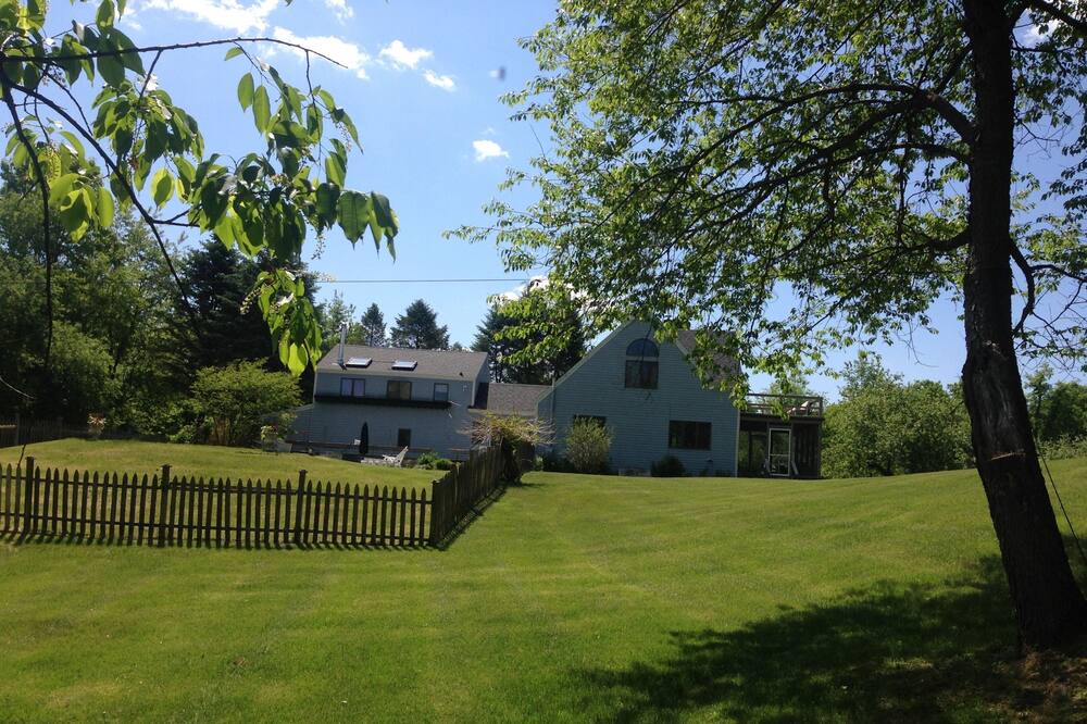 Photo of Outdoor in Hollowville