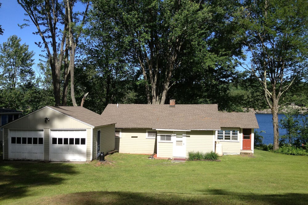 Photo of Outdoor in Castleton
