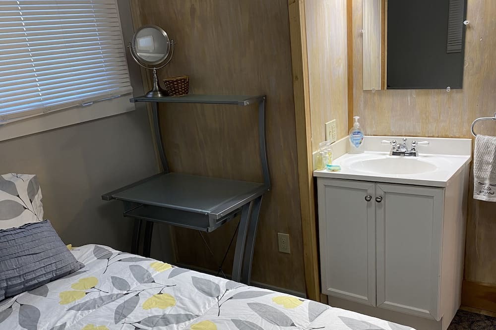 Photo of Bedroom in Castleton