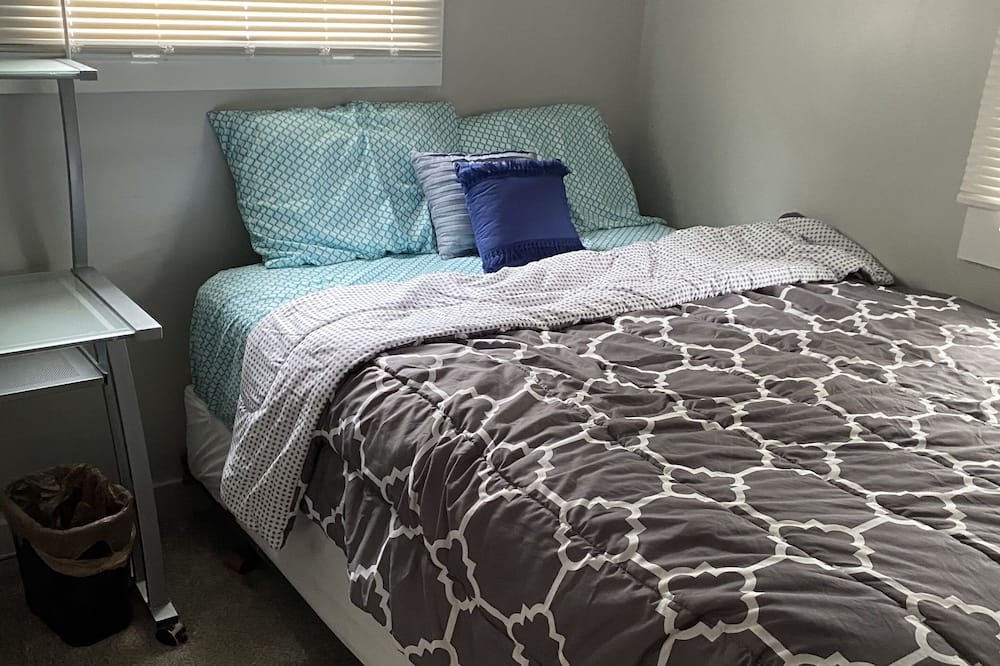 Photo of Bedroom in Castleton
