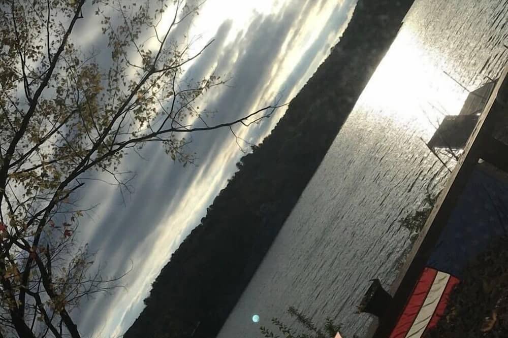 Photo of Outdoor in Castleton