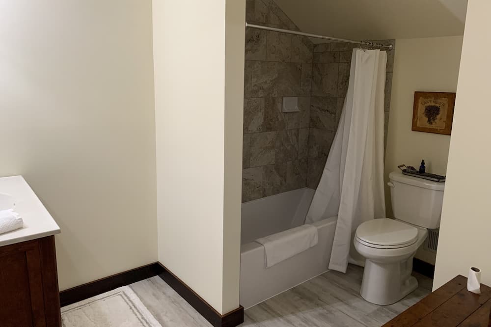 Photo of Bathroom in Glens Falls