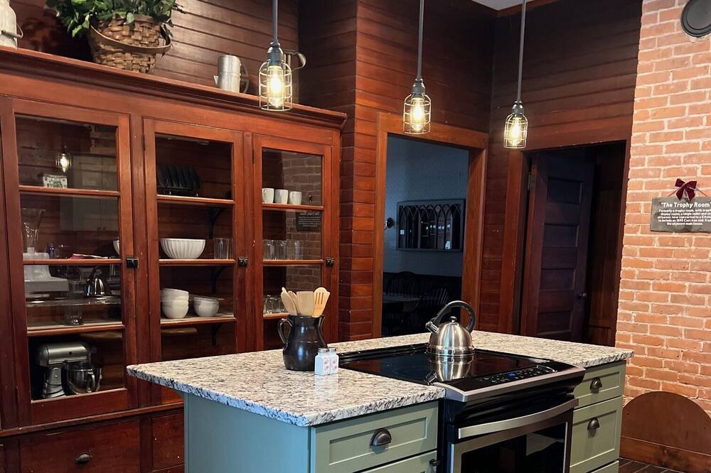 Photo of Kitchen in Glens Falls