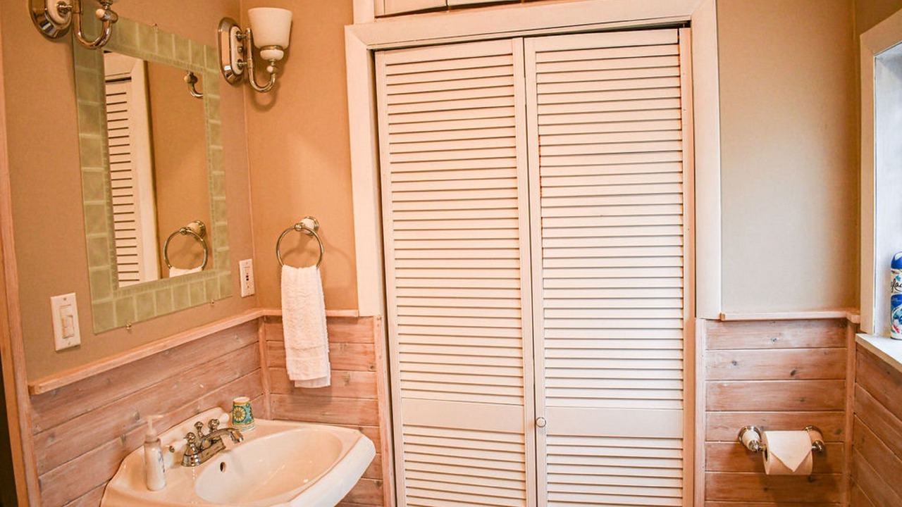 Photo of Bathroom in Goshen
