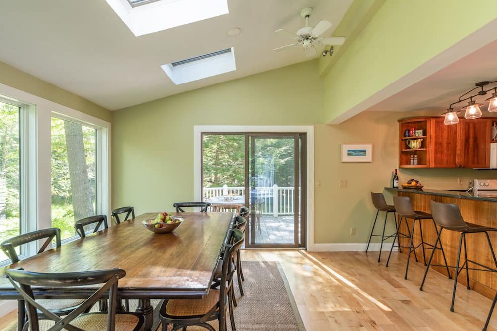 Photo of Kitchen in Moultonborough