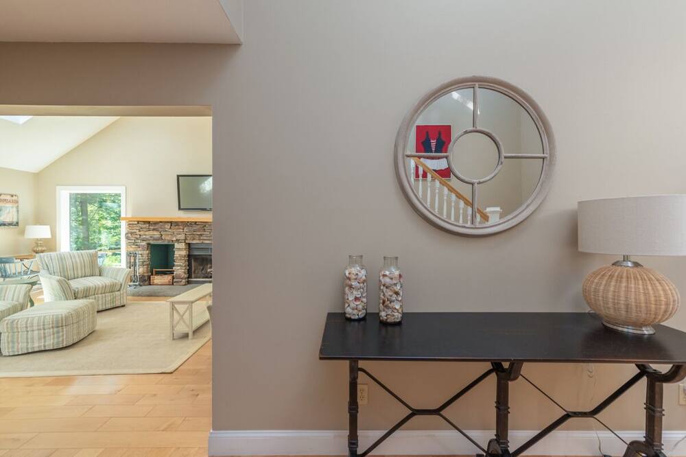 Photo of Livingroom in Moultonborough